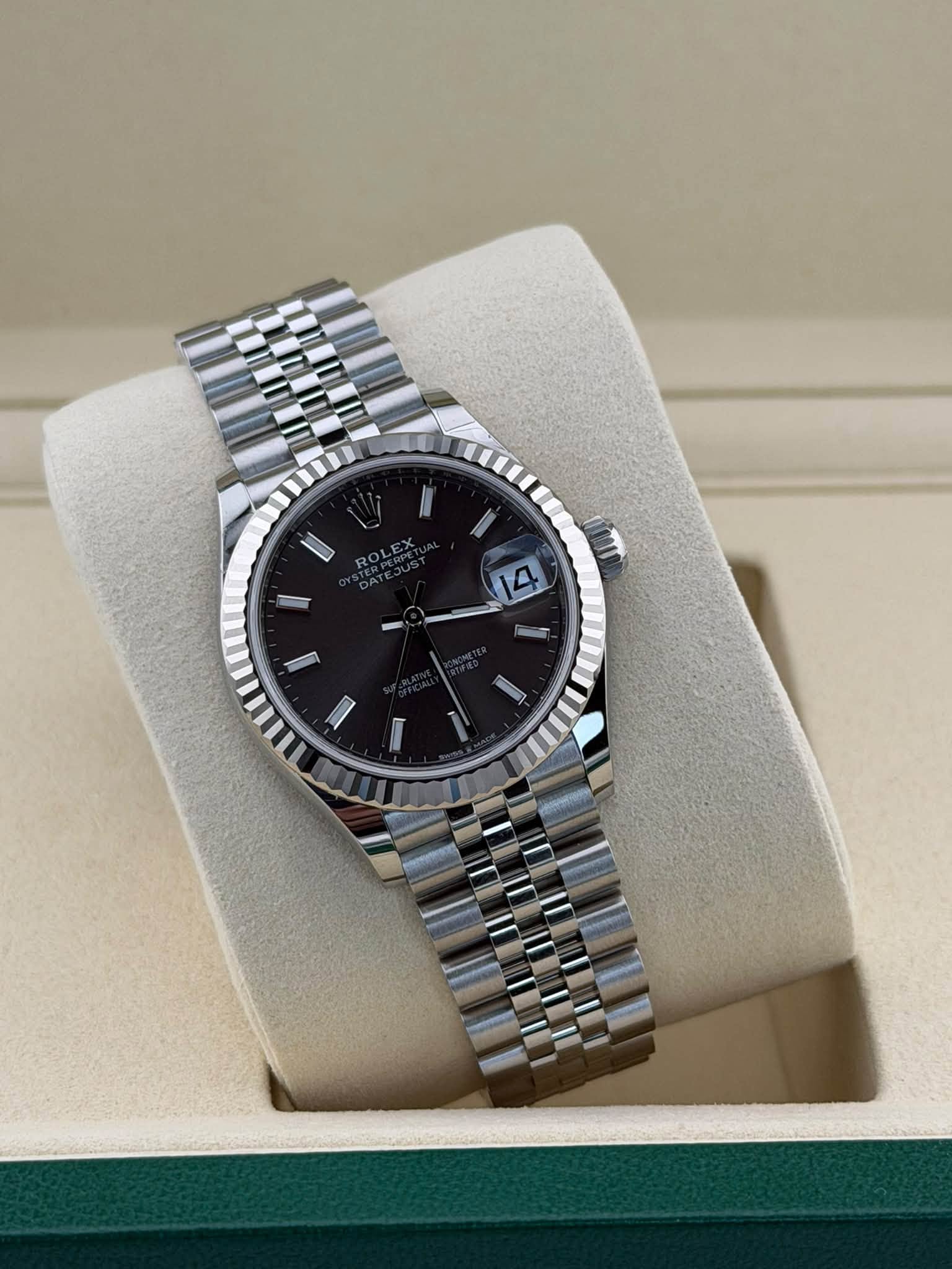 Rolex Datejust 31mm 278274 Dark Gray Stick Dial on Jubilee Bracelete Secondary image