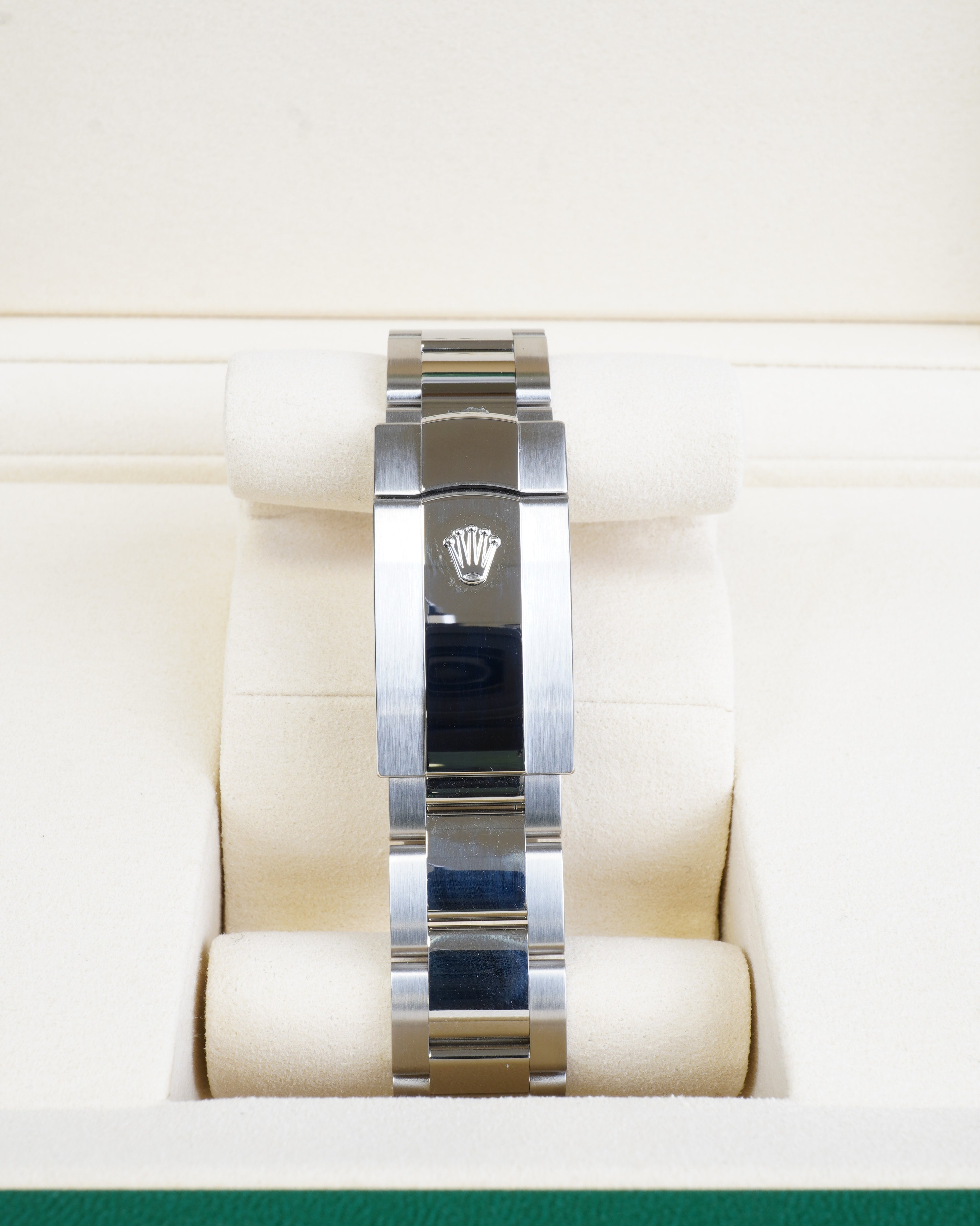 Rolex Datejust 126334 Wimbledon Dial Oyster Fluted Bezel