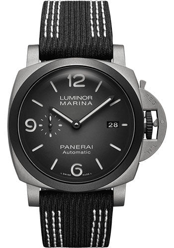 Panerai Luminor PAM01122 Marina 44mm - Guillaume Nery Edition - Sandblasted Titanium Dmls - Shaded Black Dial Main image