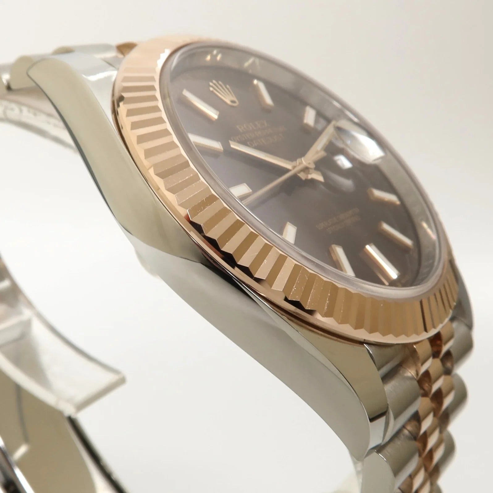 Rolex Datejust 41mm 126331 Stainless Steel Rose Gold Chocolate Dial Jubilee