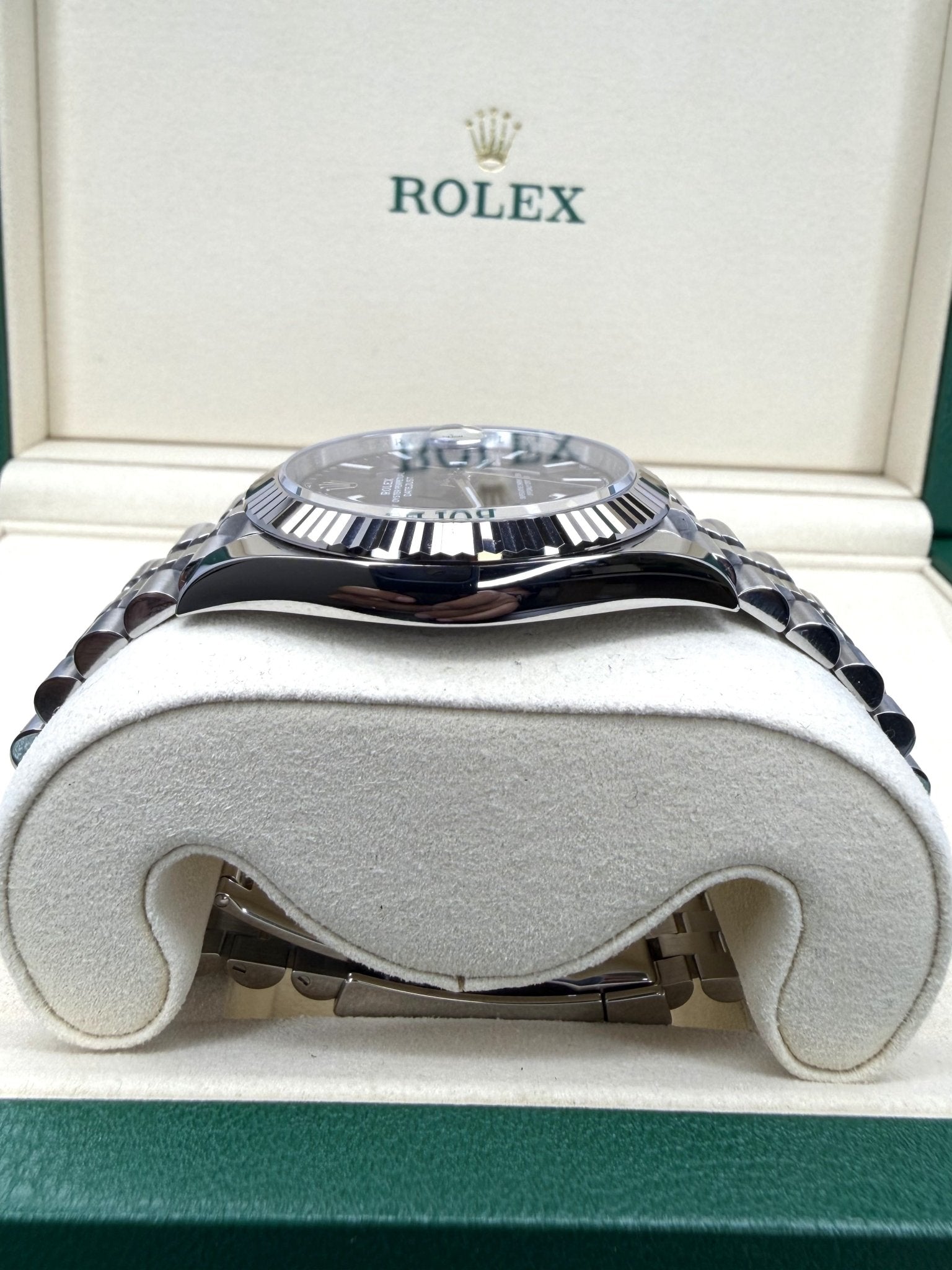 Rolex Datejust 126334 Jubilee Stainless Steel Blue Dial Fluted Bezel - ORATIME CO