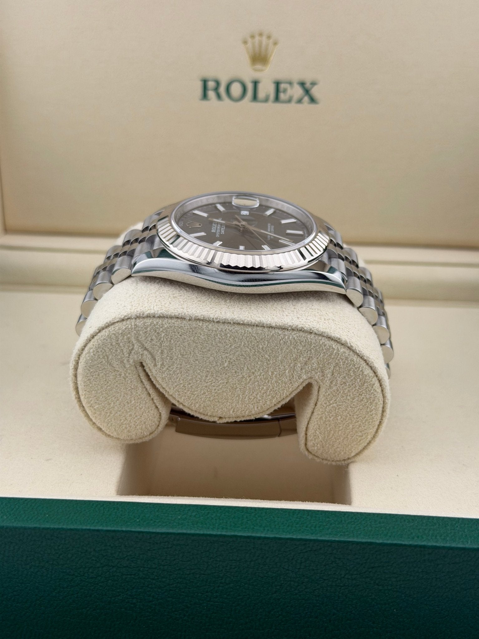 Rolex Datejust 126334 Jubilee Stainless Steel Rhodium Dial