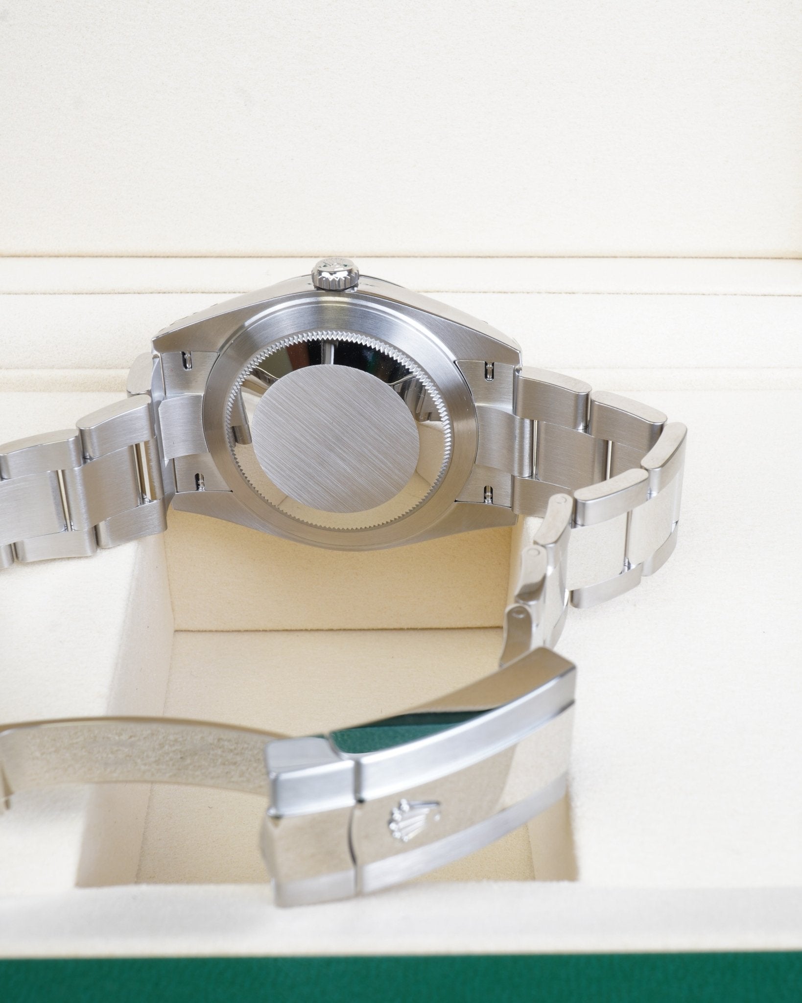 Rolex Datejust 126334 Wimbledon Dial Oyster Fluted Bezel - ORATIME CO