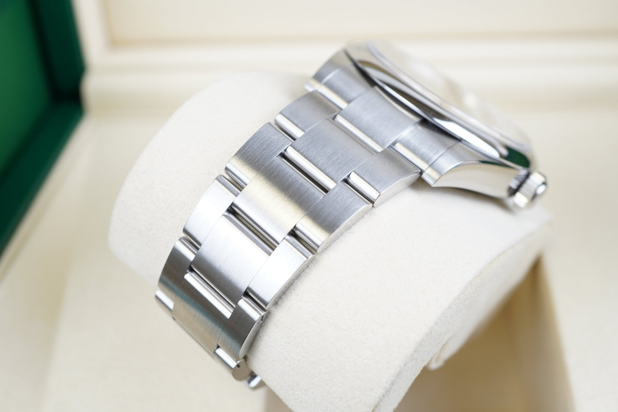 Rolex Oyster Perpetual 134300 Stainless Dial Pistachio Dial - ORATIME CO