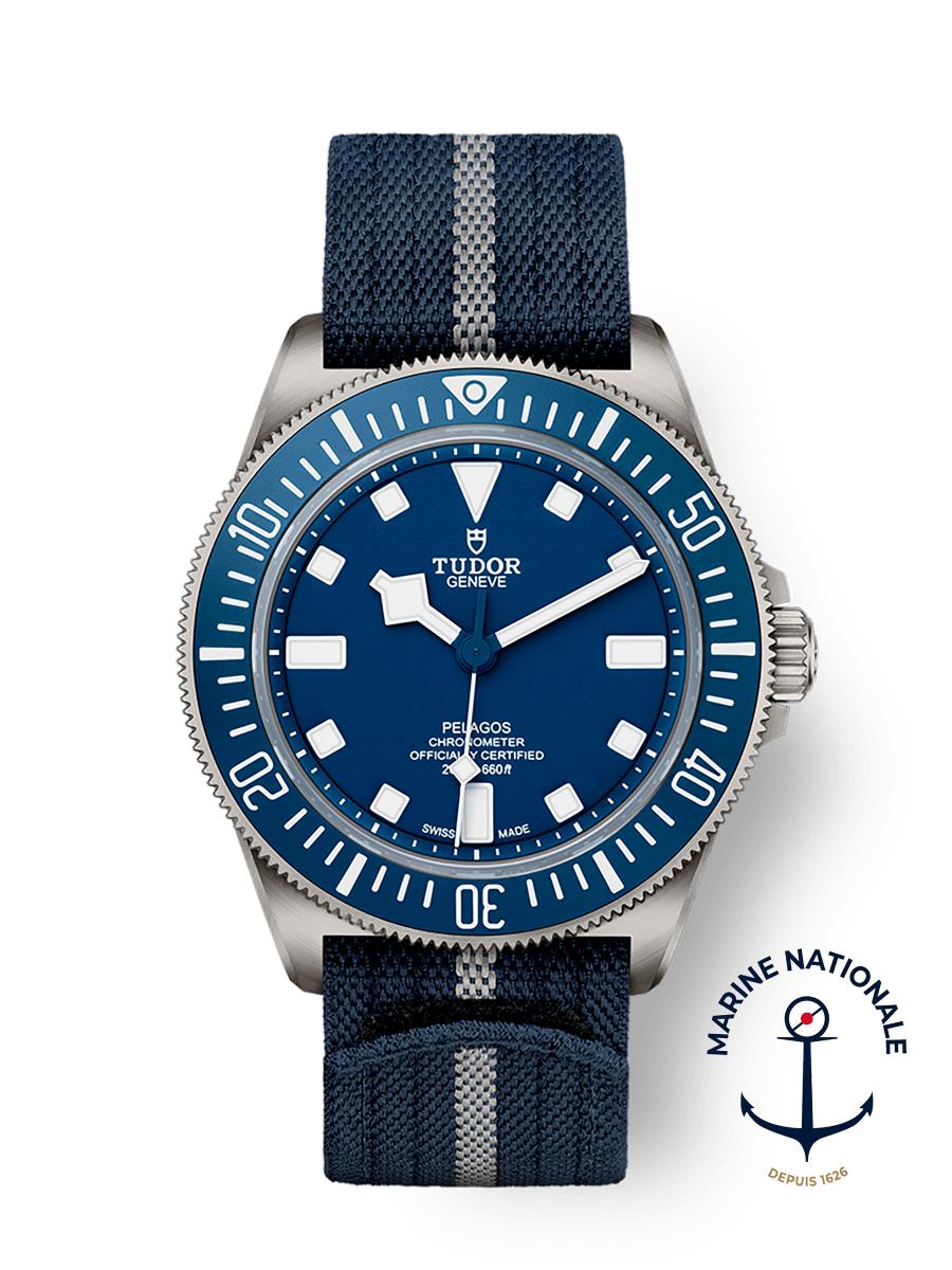 Tudor Pelagos FXD M25707B-0001 42mm titanium case, Navy blue fabric strap